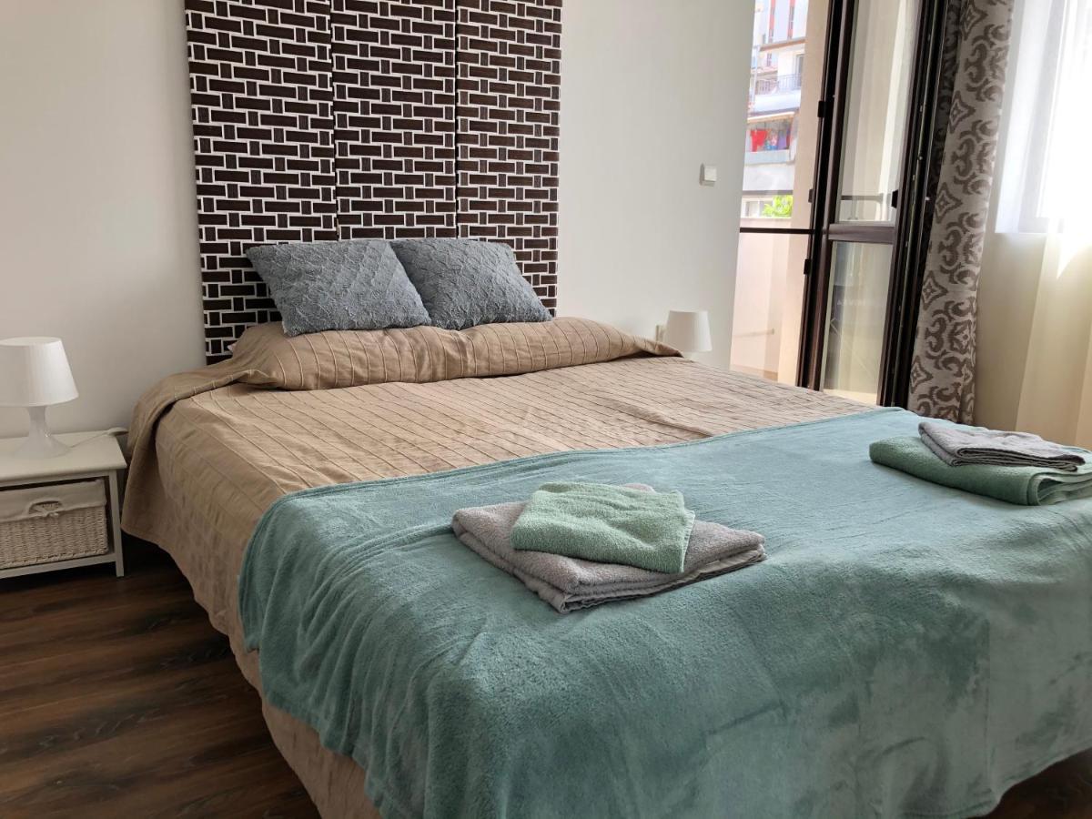 Sunny Shore Burgas Apartment Ngoại thất bức ảnh
