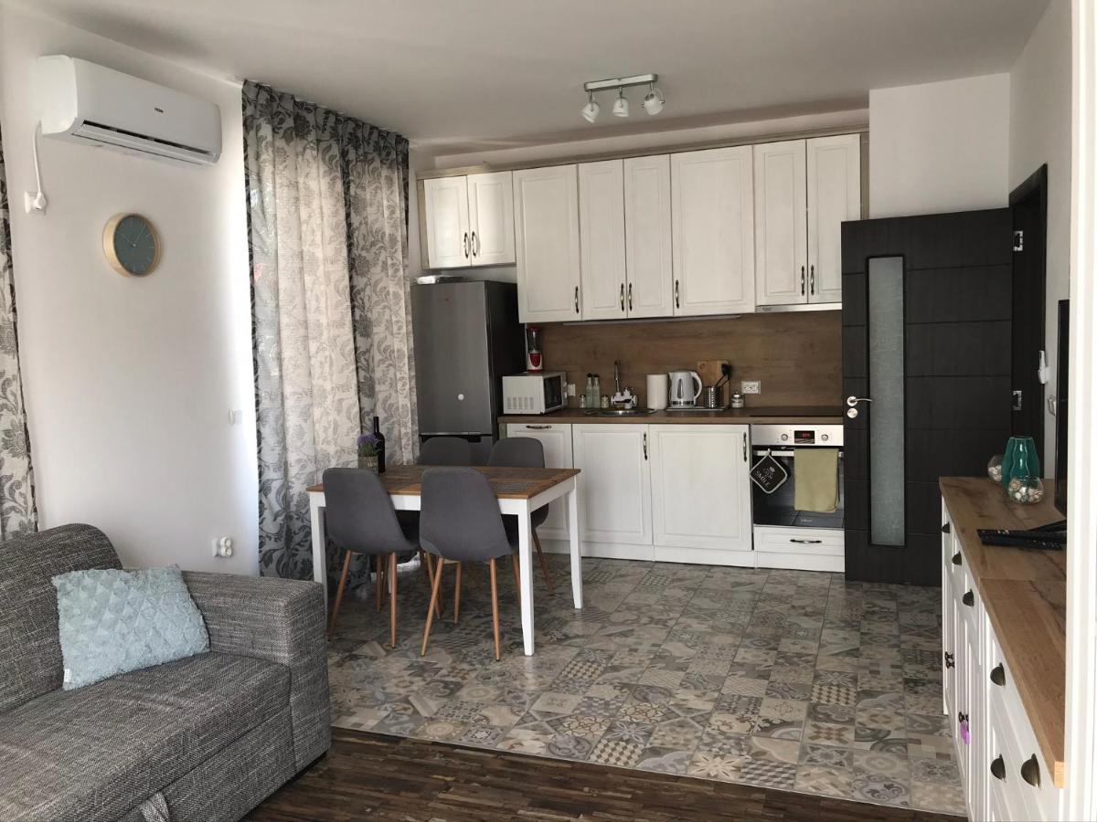 Sunny Shore Burgas Apartment Ngoại thất bức ảnh